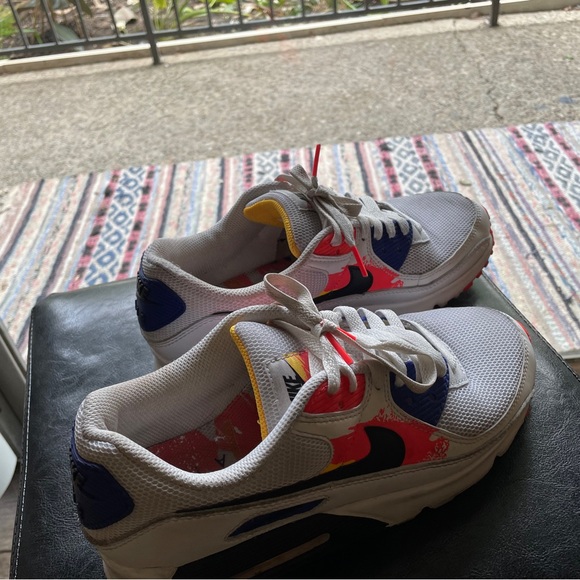 air max red blue
